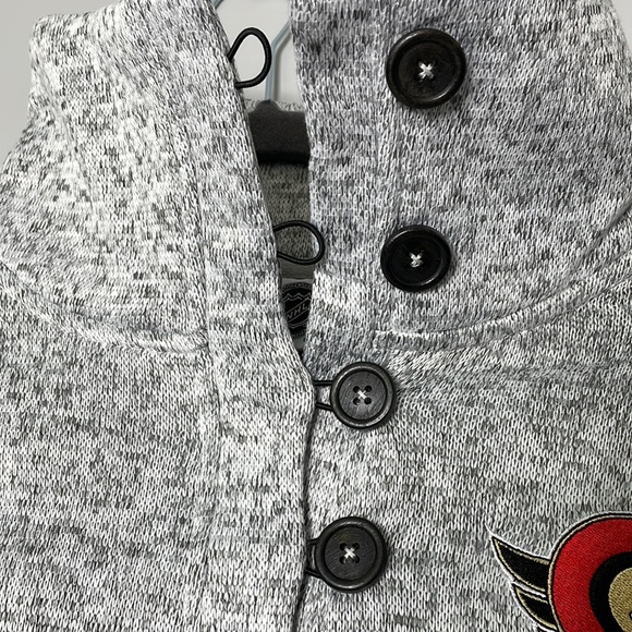 NHL Ottawa Senators Quarter Closure Sweater - Picture 3 of 8